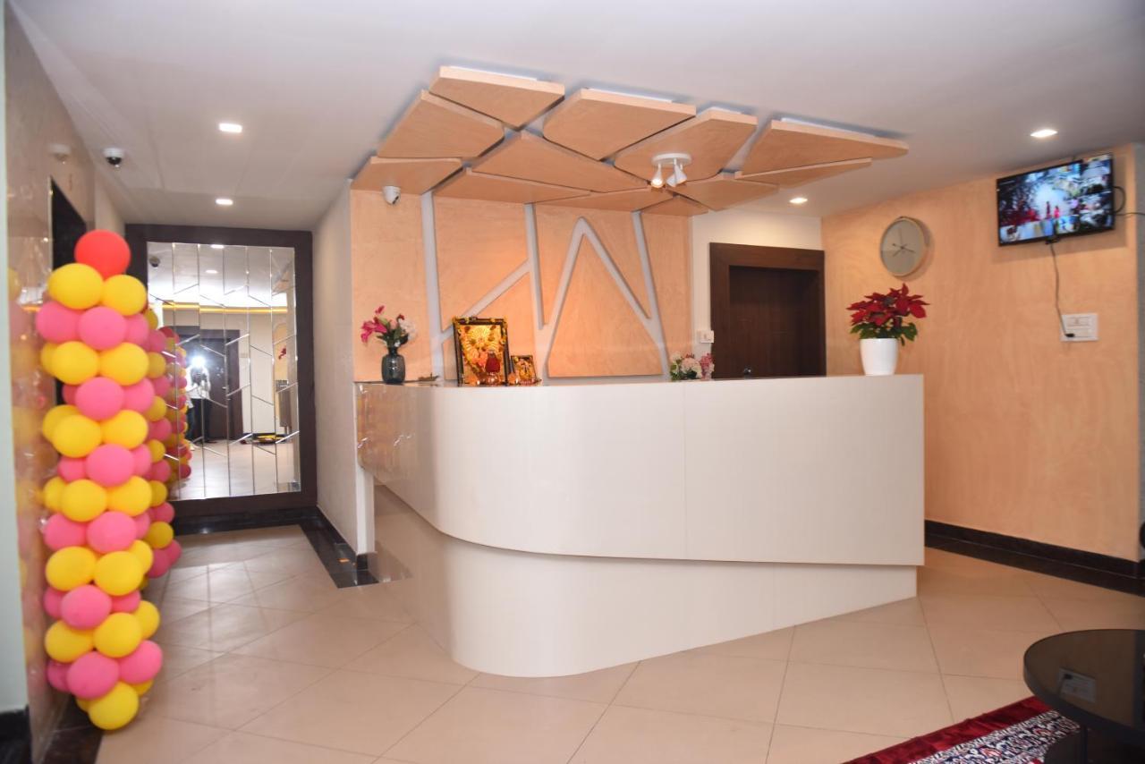 M R Residency Dharwad. Apartment Ngoại thất bức ảnh