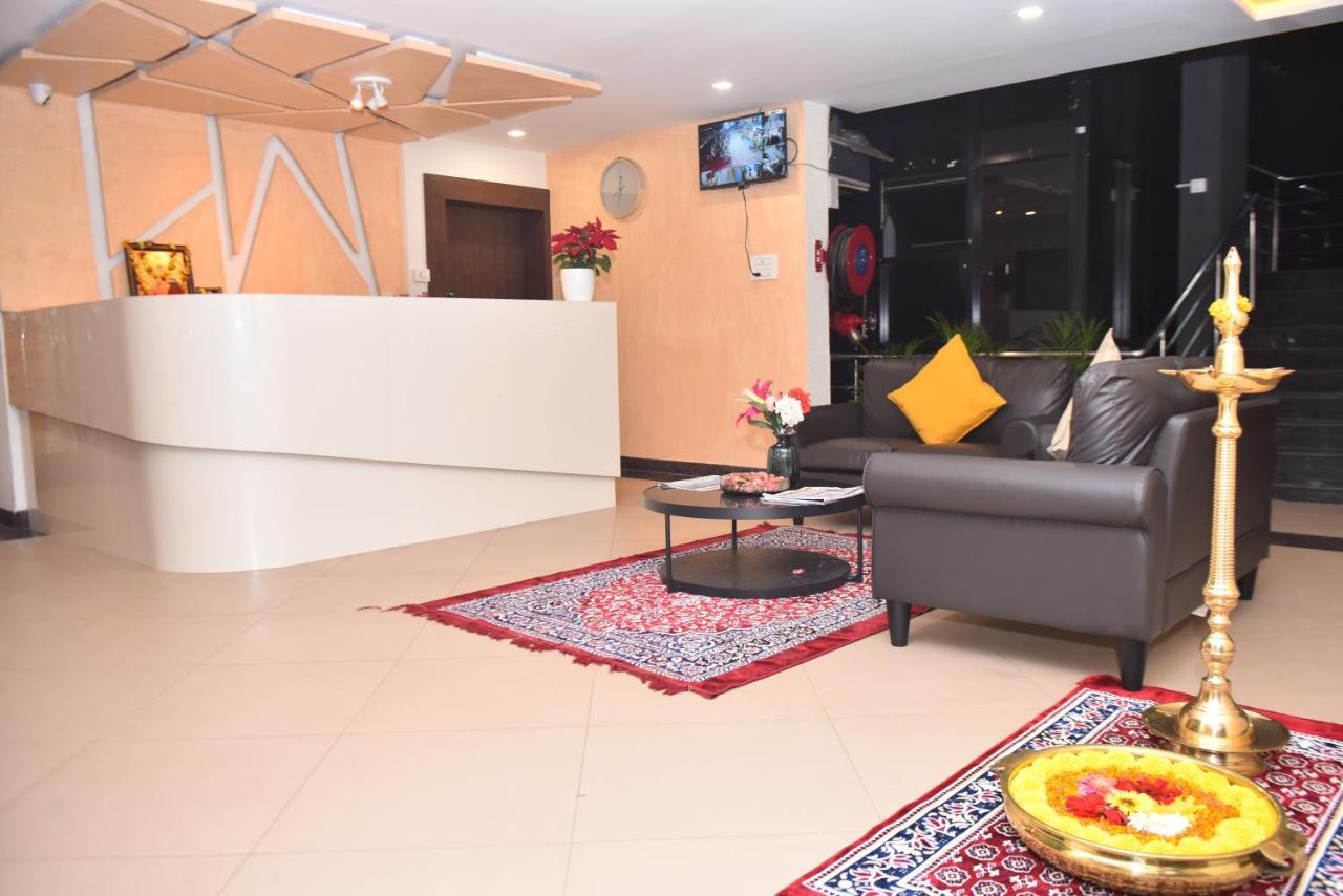 M R Residency Dharwad. Apartment Ngoại thất bức ảnh