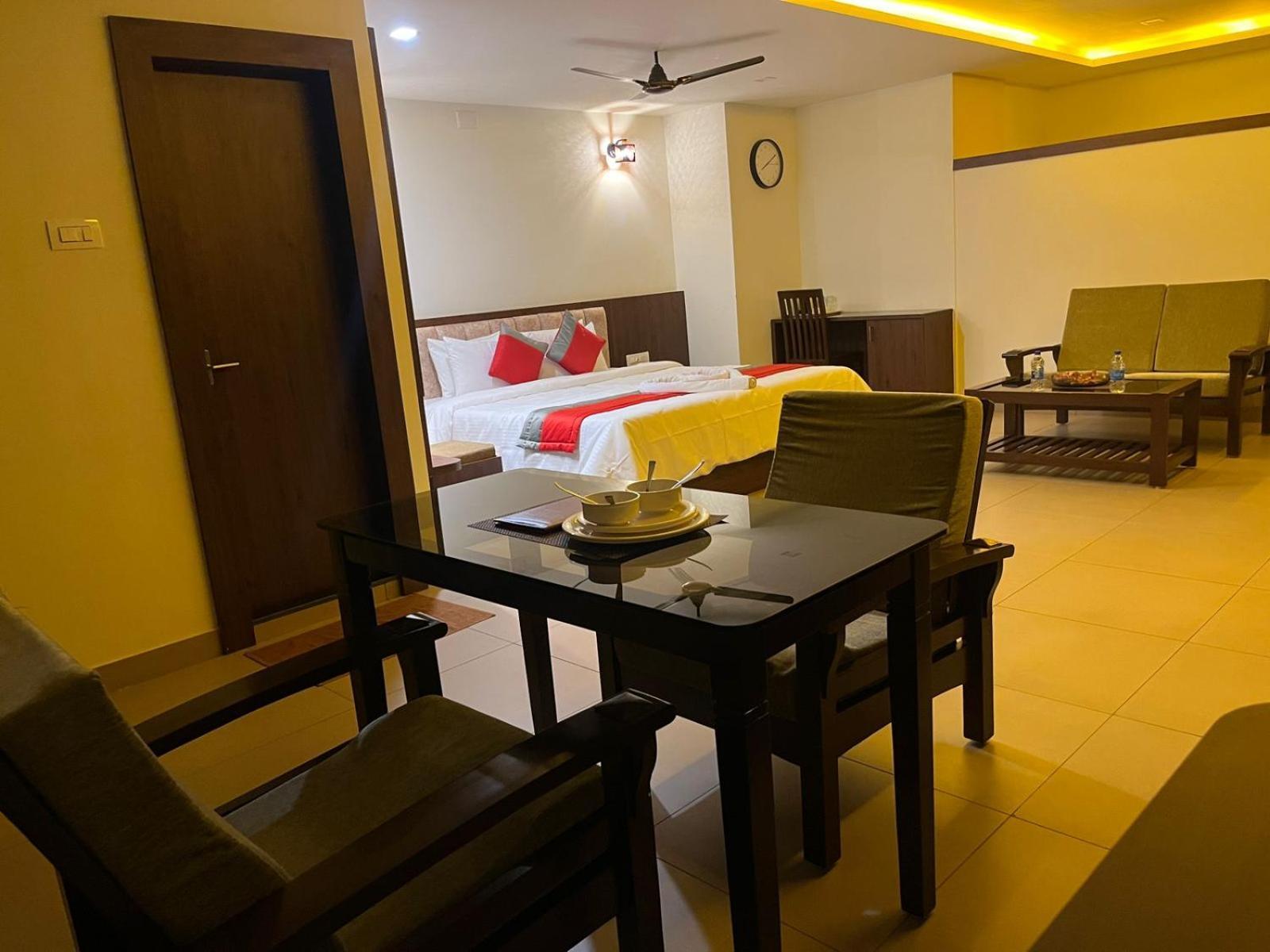 M R Residency Dharwad. Apartment Ngoại thất bức ảnh